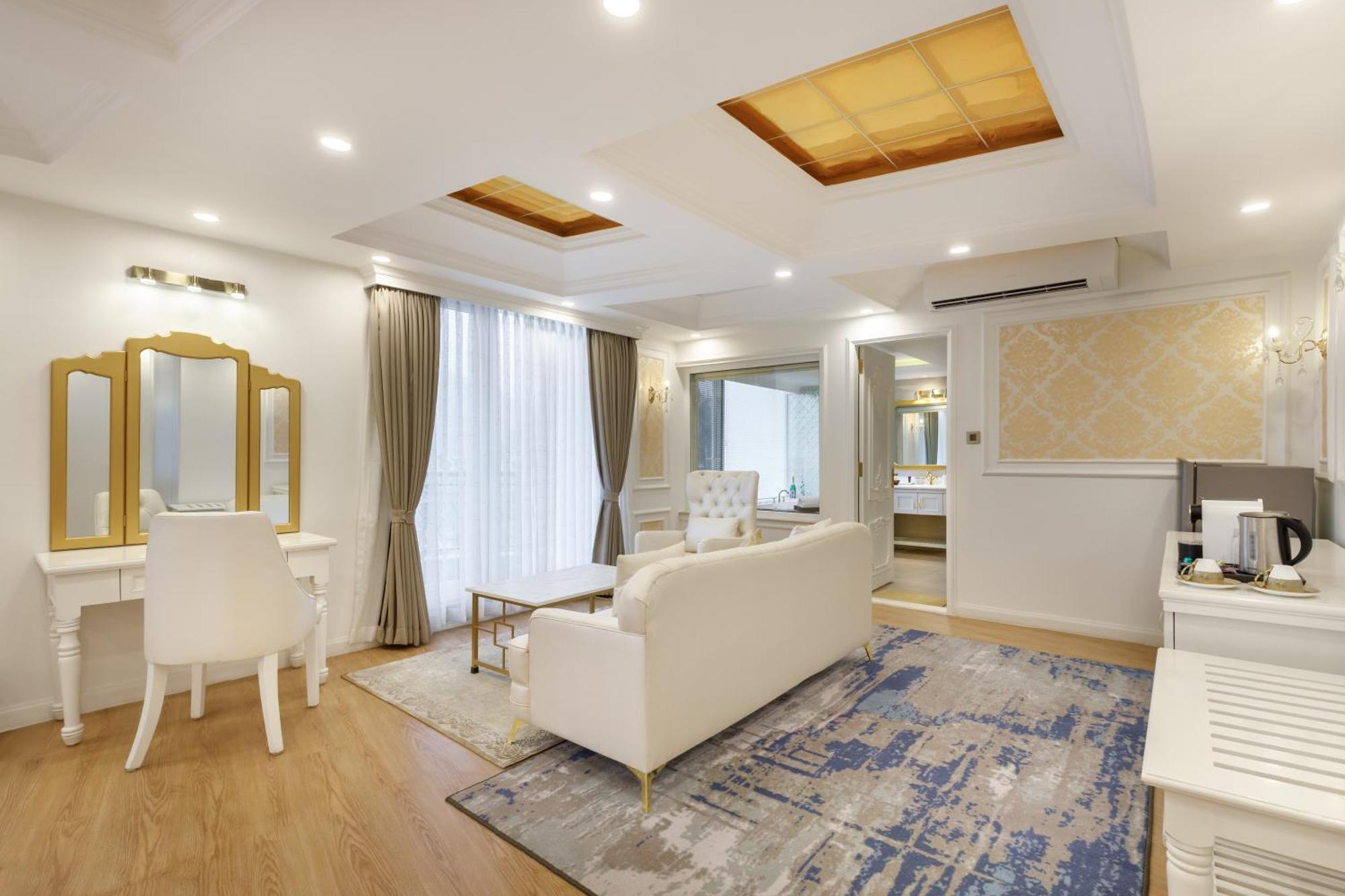 Le Glamour Resort & Wellness Spa Pokhara Exterior foto